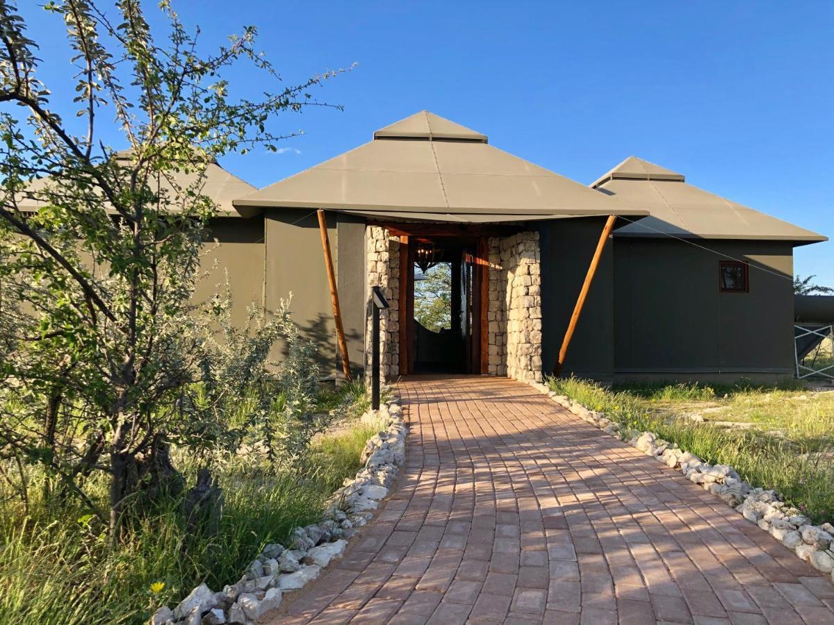 Etosha Oberland Lodge Okaukuejo Exterior photo